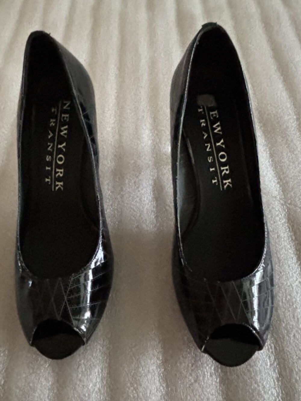 Black Peep Toe Platform Heels Size 8. New York Transit